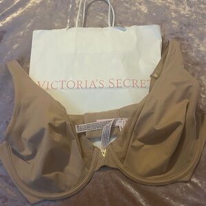 Victoria's Secret Beige Bra